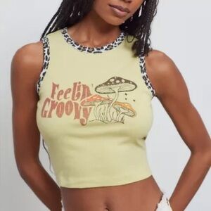 Feelin’ Groovy tank
